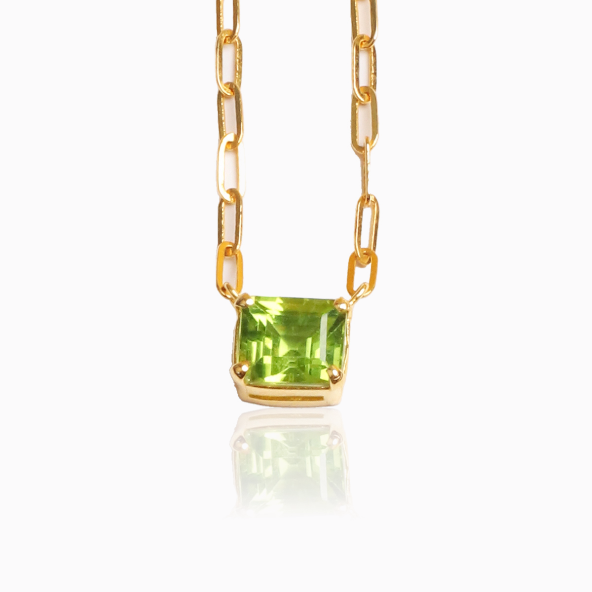 AMOUR Square Peridot Necklace